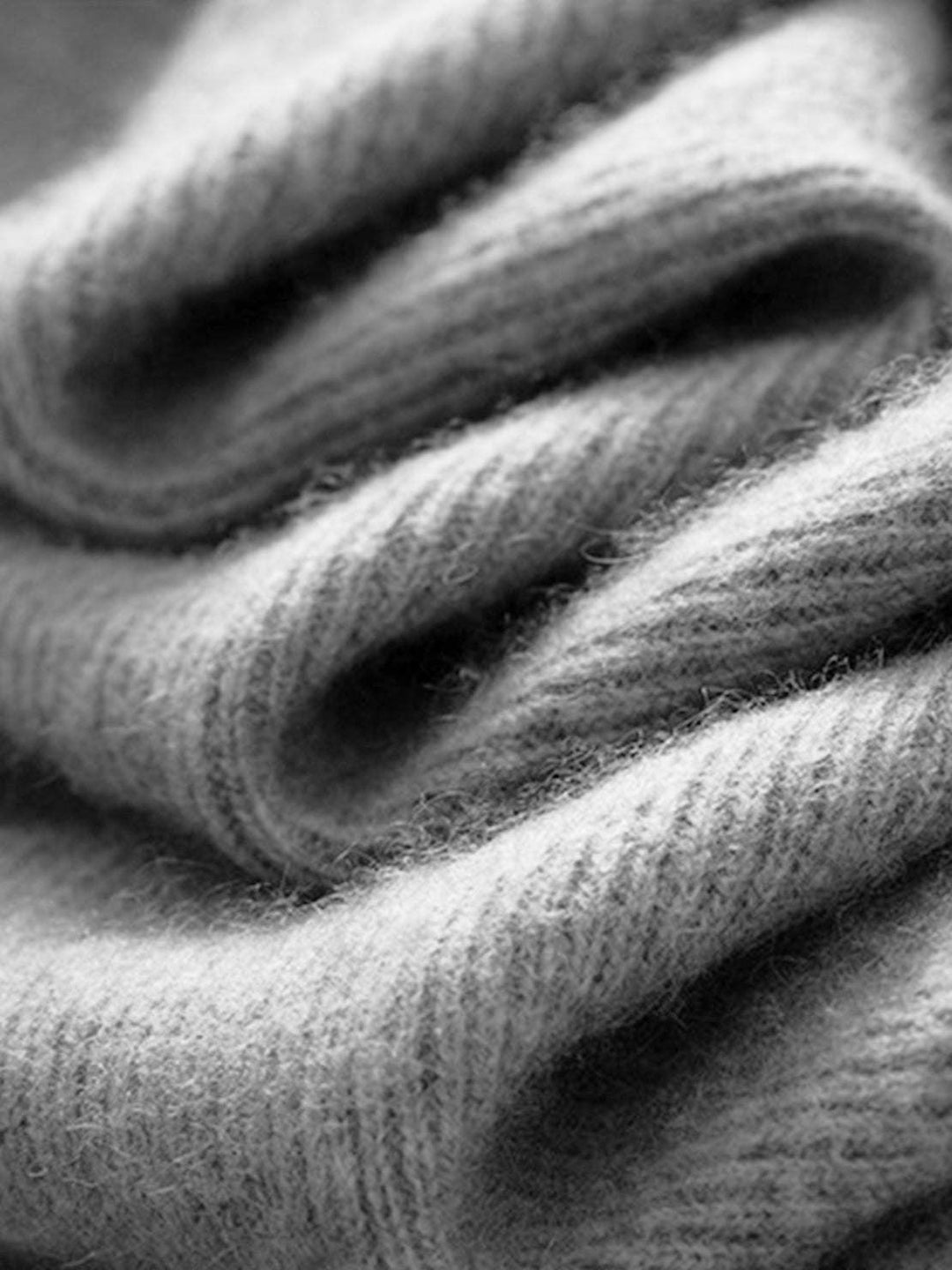 Wool-Cashmere Round Neck Pullover